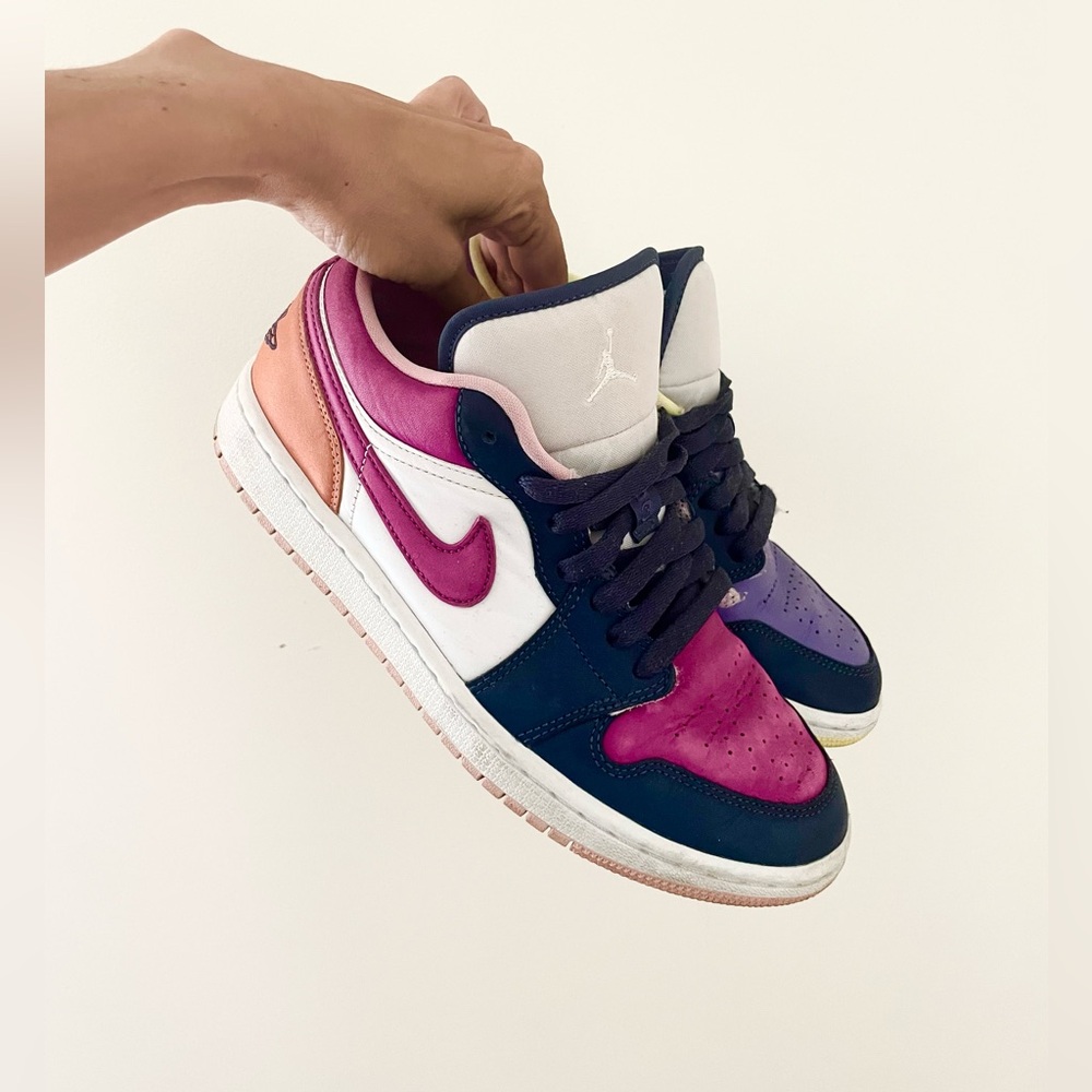 NIKE JORDAN 1 low mismatched color 8.5